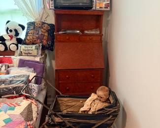 Antique wicker doll carriage, dresser, quilts & teddy bears
