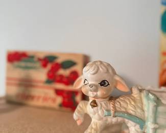 Vintage ceramic lamb figurine