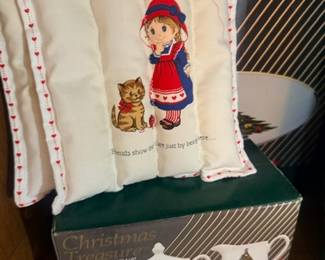 Embroidered folk-art pillow with Christmas tea set