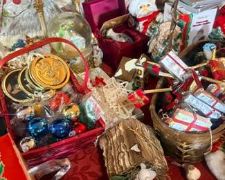 Assorted holiday decor and mixed collectibles