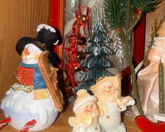 Ceramic snowman family figurine set