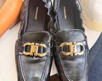 Salvatore Ferragamo black leather Gancini bit loafers