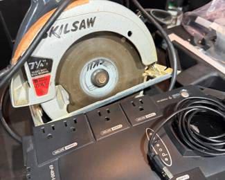 Skilsaw circular saw