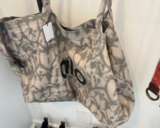 Alo Yoga tie-dye tote bag, new with tags