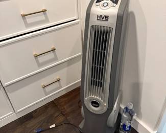 Oscillating tower fan