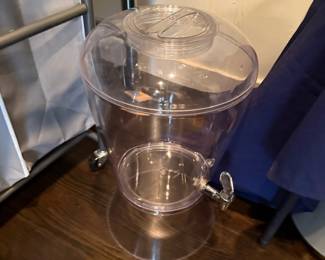 Acrylic beverage dispenser with stand