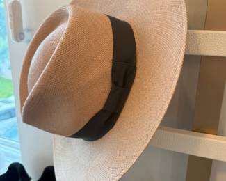 Straw fedora hats with grosgrain bands