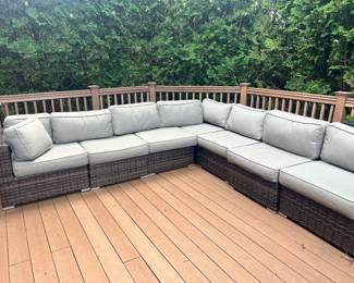 Outdoor sectional