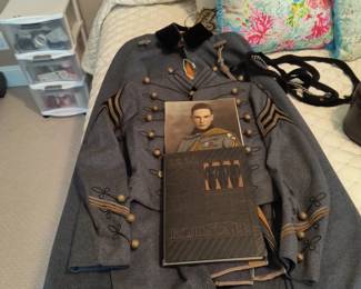 1933 Military Uniform & Yearbook