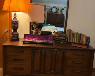 Broyhill Premiere Dresser