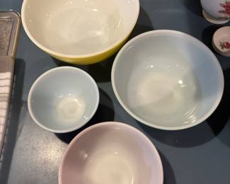 Inside nesting bowls