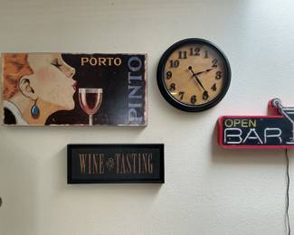 Fun signs Neon open bar sign