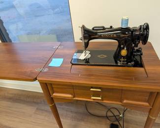 Professionally refinished MCM walnut cabinet with potted motor 1956 singer (gear drive, no belts)