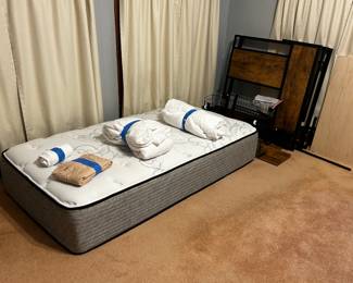 Twin size bed upscale mattress with headboard, footboard and rails AND linens.
