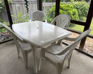 Patio set