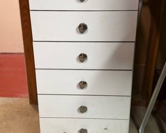 Storage craft drawers