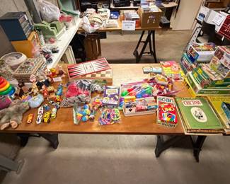 toys