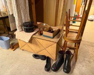 stools, storage chest