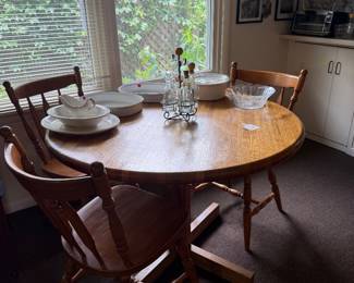 Kitchen table with 3 chairs