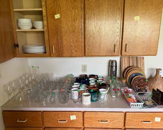 Glassware, coffee mugs,