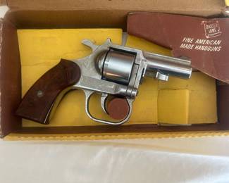 Charter Arms Clerk 1st 32 S&W