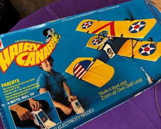Hairy Canary vintage plane, includes instructions and pieces