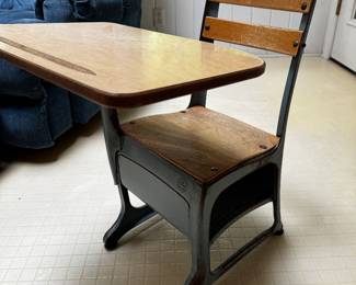 Child's desk