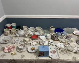 Various china and coffee mugs, Bride and Groom glassware
