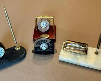 Vintage Desk Accessories Lot Perpetual Calendars, Quartz Clock Pen Holder