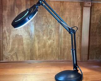 PICKERS Adjustable Task Lamp with Illuminated Magnifying Glass