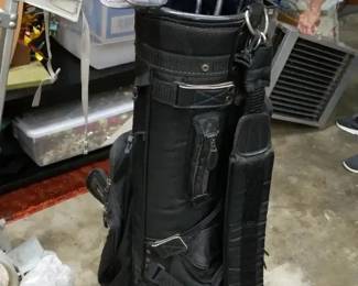 Wilson Sam Snead Signature Golf Club Set with Bag Cart