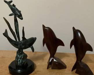 NEED MORE PICS INCLUDING MAKERS MEASUREMENTS Dolphin Figurine Collection
