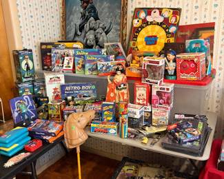 Vintage and modern toys and collectibles