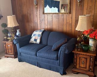 Vintage and modern decor. Farmhouse, country, cottage core.