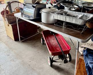 Pots, vintage wagon