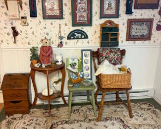 Vintage and modern decor. Farmhouse, country, cottage core.