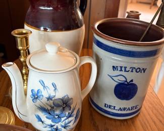 Vintage and modern decor. Farmhouse, country, cottage core.