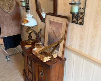 Vintage and modern decor. Farmhouse, country, cottage core.