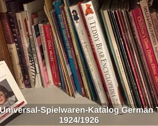 Der UniversalSpielwarenKatalog German Toys or second image