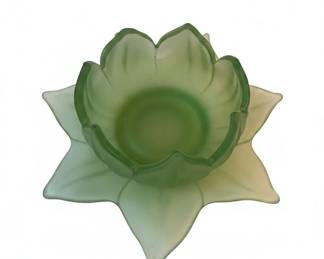 Viking Glass Green Frosted Lotus Bowl