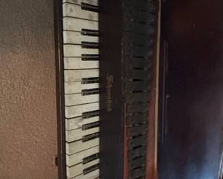 Schoenhut Baby Grand Toy Piano second image