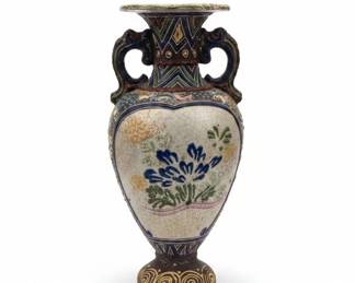Satsuma Moriage Ewer Vase second image