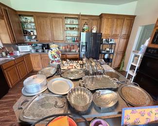Serving trays