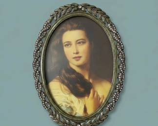 Oval Portrait Frame with Laurel Wreath and Rhinestones second image