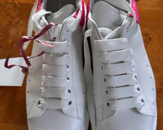 Alexander McQueen Oversized Sneakers. Size 40. Photo 1 of 3. 