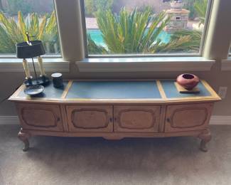 Thomasville Country Manor Table with Slate