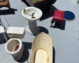 Vintage Dollhouse miniatures