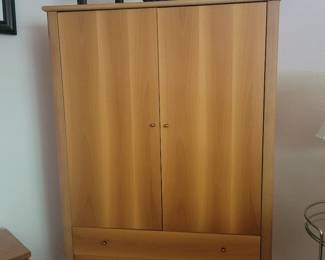Armoire  wardrobe clean 200