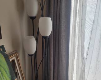 Lamp new target 500 our price 100