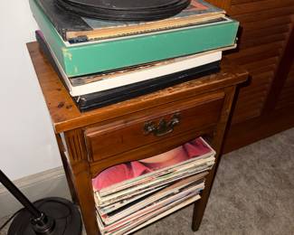Albums, 78s and 45s